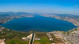 İzmit Körfezi'ni kirleten gemiye ceza