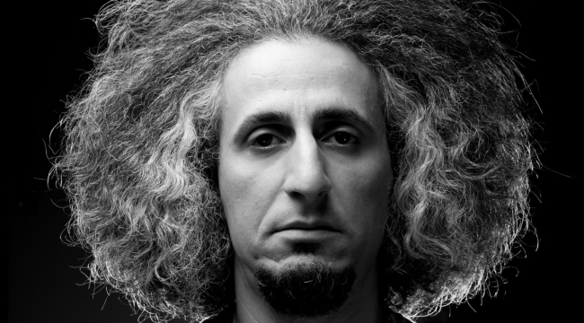 Mohsen Namjoo: "Kur'an'la alay etmedim"