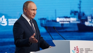 Putin: "Asya yükselişe, Batı düşüşe geçti"