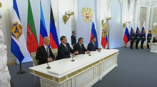 Rusya, Ukrayna'daki "4 bölgeyi" ilhak etti