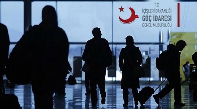 Son bir haftada 3 bin 38 kaçak sınır dışı edildi