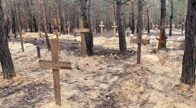 Ukrayna'nın İzyum kentinde toplu mezar bulundu