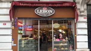 Beyoğlu'nda 212 yıllık Lebon pastanesi kapandı
