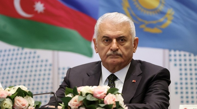 Binalı Yıldırım'ın aracı Azerbaycan'da kaza yaptı