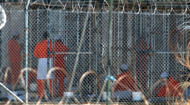 Guantanamo'nun en yaşlı tutsağı serbest bırakıldı