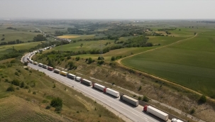 Hamzabeyli Sınır Kapısı'nda 38 km'lik tır kuyruğu