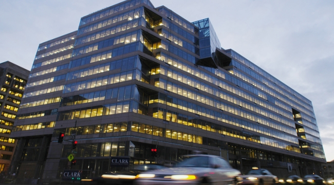 IMF: "Büyüme yavaşlıyor, enflasyon yükseliyor"