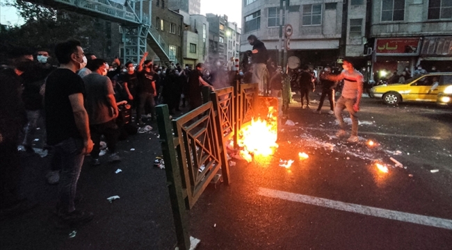 İran'daki protestolar 16. gününde