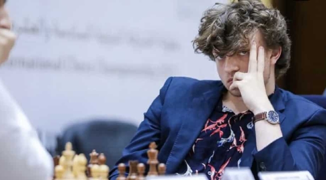 Magnus Carlsen'i yenen Niemann'a hile suçlaması