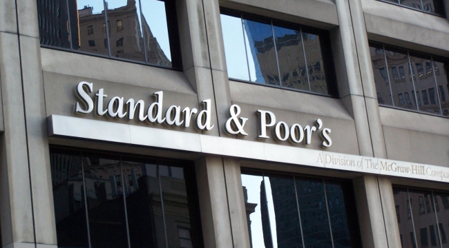 S&P, Türkiye'nin kredi notunu B+'dan B'ye düşürdü