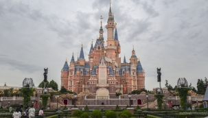 Şanghay'da Disneyland ziyaretçileri mahsur kaldı