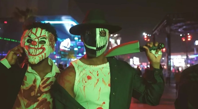 Suudi Arabistan'da halk, Cadılar Bayramı kutladı