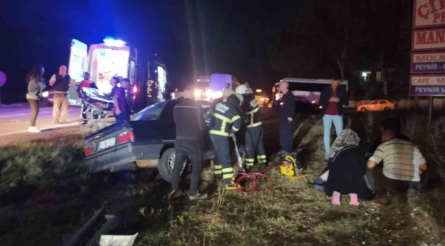 Tekirdağ'da iki otomobil çarpıştı: 1 ölü, 8 yaralı