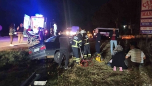 Tekirdağ'da iki otomobil çarpıştı: 1 ölü, 8 yaralı