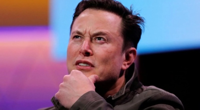 Bloomberg: "Musk'ın serveti 100 milyar $ azaldı"