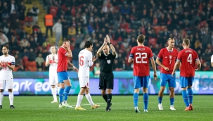 Çakır, Türkiye - Çekya maçında jübilesini yaptı