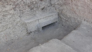 Çanakkale'de 2 bin 200 yıllık çarşı kapısı bulundu