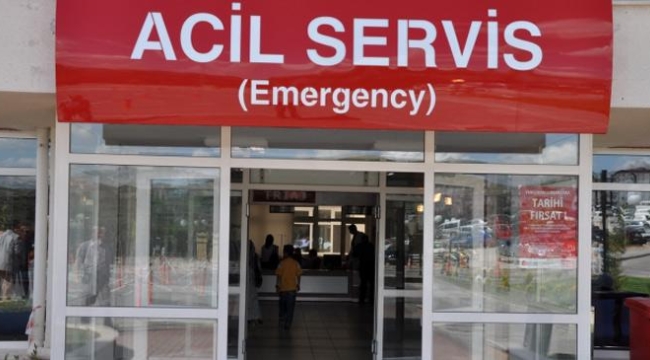 İzmir'deki depremde balkondan atlayan genç öldü