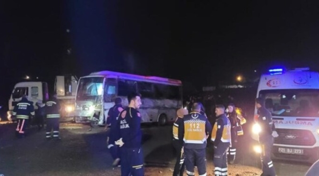 Diyarbakır'da polis aracı devrildi: 17 yaralı