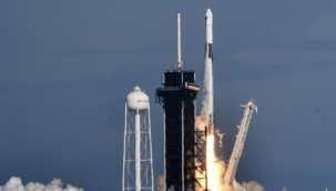 Dragon kapsülü, 4 ton kargoyla UUİ'ye gönderildi