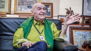 Hıncal Uluç hayatını kaybetti