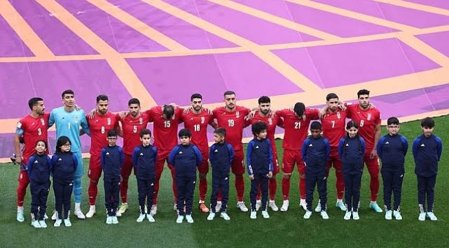 İran Milli Takımın'dan Amini protestolarına destek