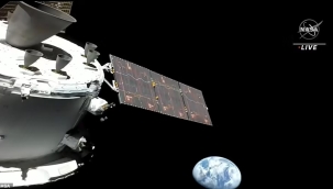 NASA, Orion'un uzaklaştığı görüntüleri paylaştı