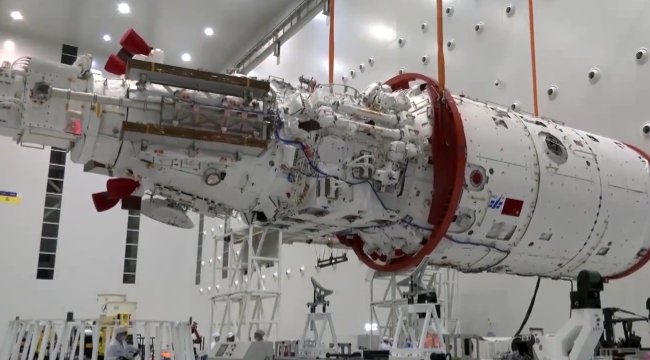 Çin'in Tiangong Uzay Üssü'ne son modül de ulaştı