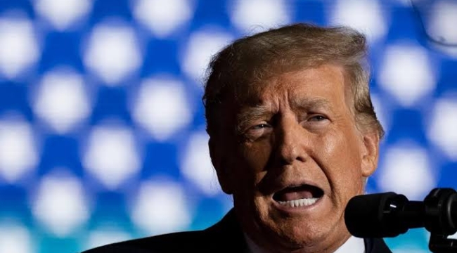 Trump: "2024'te Beyaz Saray'ı geri alacağız"