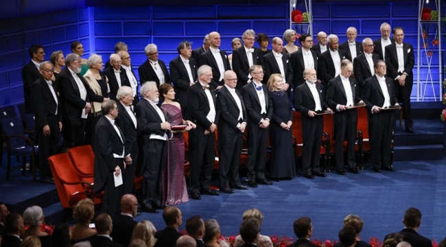 2022 Nobel Ödülleri sahiplerine takdim edildi