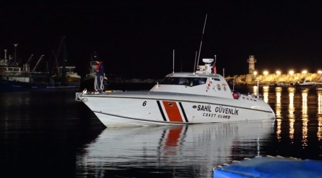 Çanakkale açıklarında 66 kaçak kurtarıldı