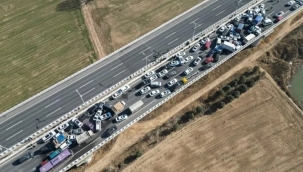 Çin'de 200'ün üzerinde aracın karıştığı dev kaza