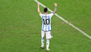 Dünya Kupası yarı final: Arjantin 3-0 Hırvatistan