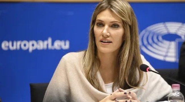 Eva Kaili, AP Başkan Yardımcılığı'ndan azledildi