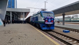 İzmir'den yola çıkan ilk kargo treni Taşkent'e ulaştı