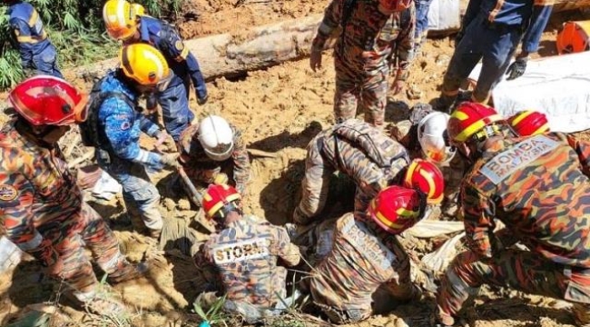 Malezya'da toprak kayması: 21 ölü, 14 kişi kayıp