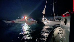 Muğla/Datça açıklarında 16 kaçak kurtarıldı