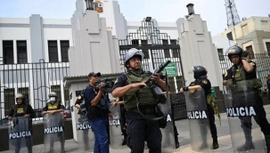 Peru'da 30 gün süreyle OHAL ilan edildi