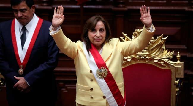 Peru'da Castillo yerine Dina Boluarte başkan oldu