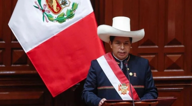 Peru'da OHAL ilan edildi, sokaklar karıştı