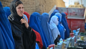 Taliban kadınların STK'larda çalışmasını yasakladı