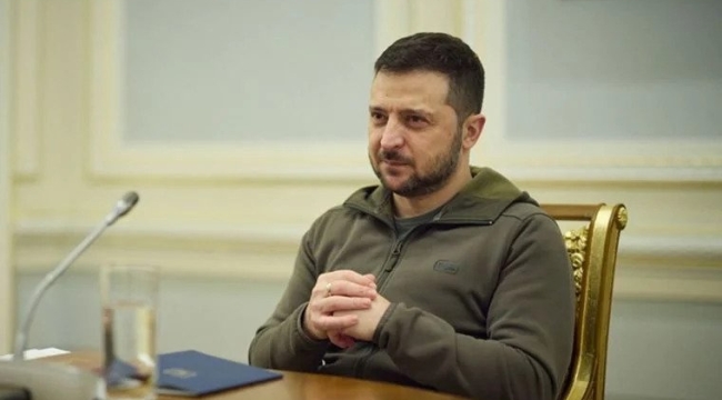 Zelenski: "Kiev ve çevresinde 13 İHA düşürdük"