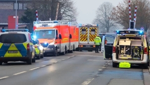 Almanya'da trende bıçaklı saldırı: 2 ölü