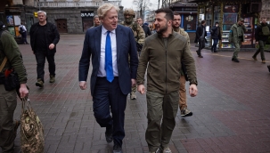 Boris Johnson'dan Volodimir Zelenski'ye ziyaret