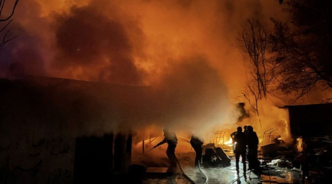 Bursa'da geri dönüşüm tesisinde yangın çıktı