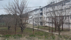 Elazığ'da bıçaklanan lise öğrencisi yaşamını yitirdi