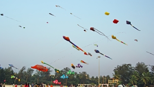 Hindistan'da uçurtma festivali: 6 ölü, 176 yaralı