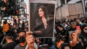 İran'da ölen gösterici sayısı 481'e yükseldi