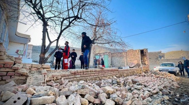 İran'ın Hoy kentinde 5,4 büyüklüğünde deprem