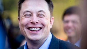 Elon Musk, 200 milyar $ kaybeden ilk insan oldu